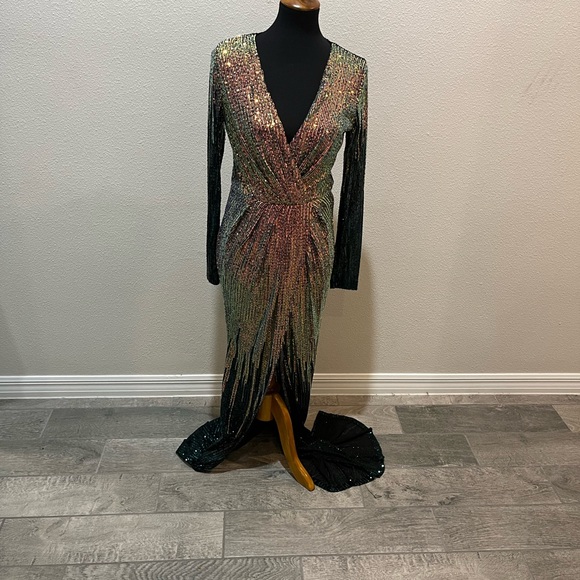 V Neck Maxi Sequin Multicolored Evening Dress - Picture 2 of 8